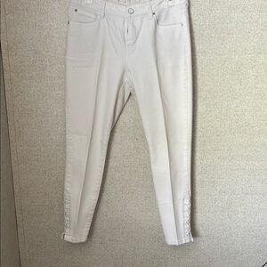 Jennifer Lopez Women's Skinny Jeans in White